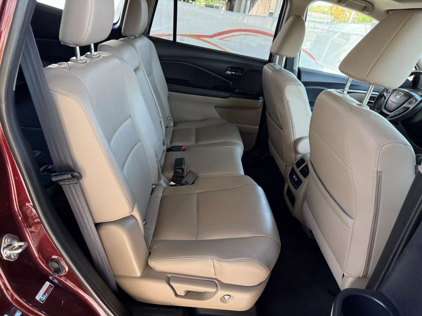 2018 Honda Pilot - Image 24