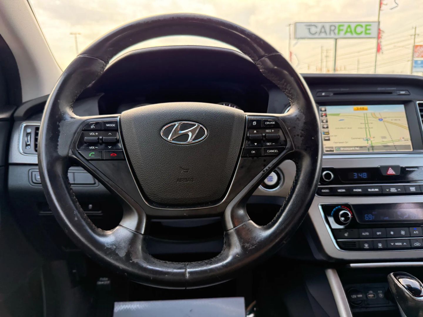 2015 Hyundai Sonata - Image 27
