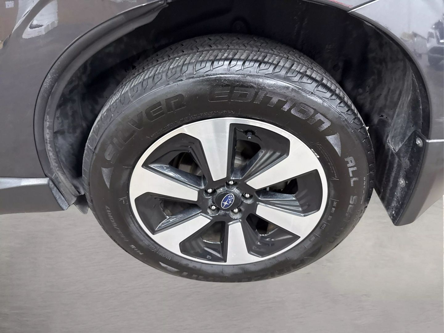 2018 Subaru Forester - Image 17