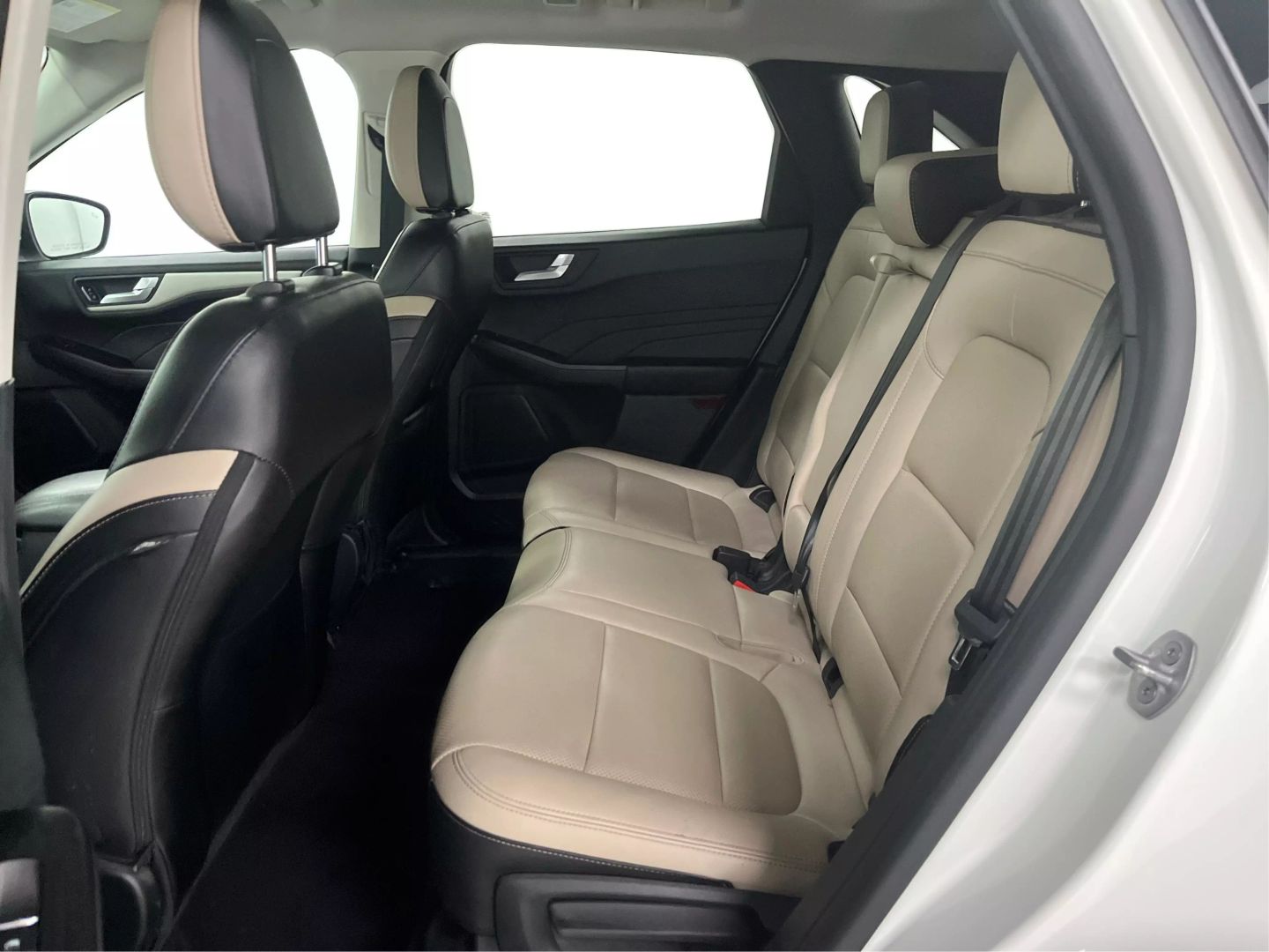 2022 Ford Escape - Image 10
