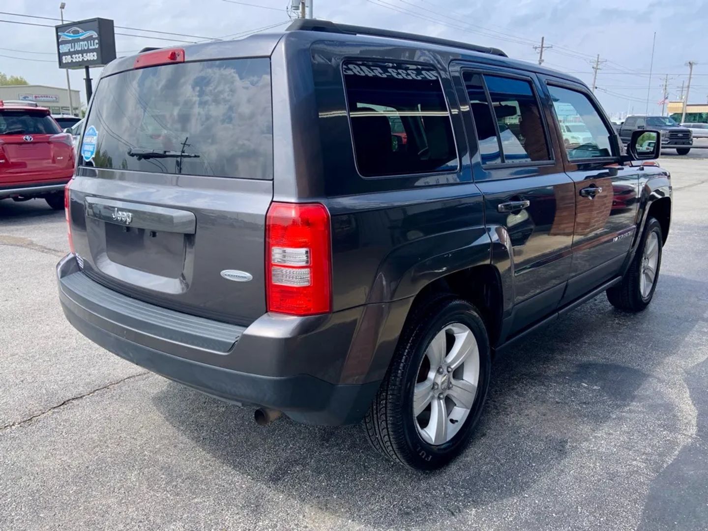 Image 5 of 2017 JEEP PATRIOT