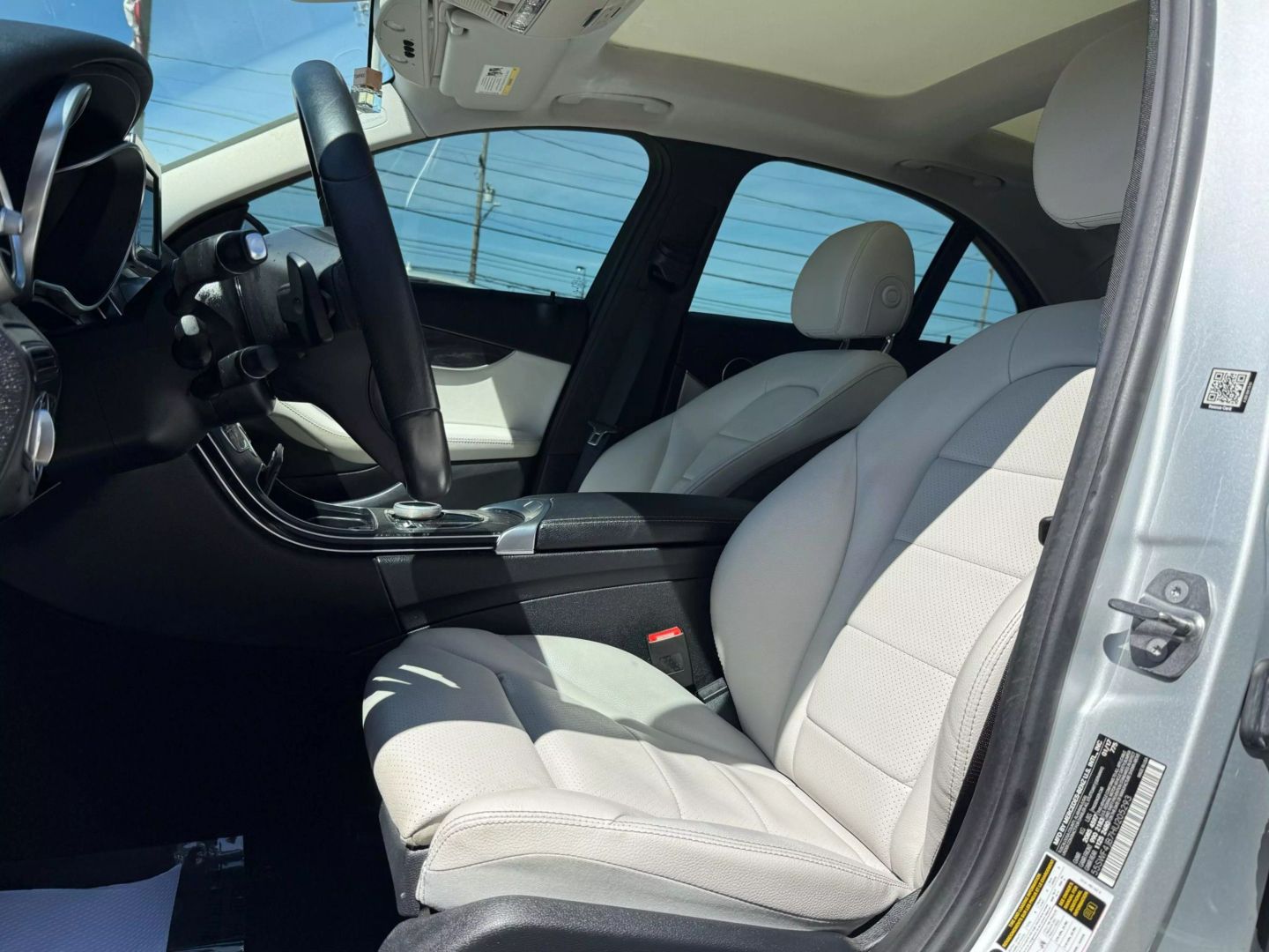 2017 Mercedes-benz C-class - Image 17