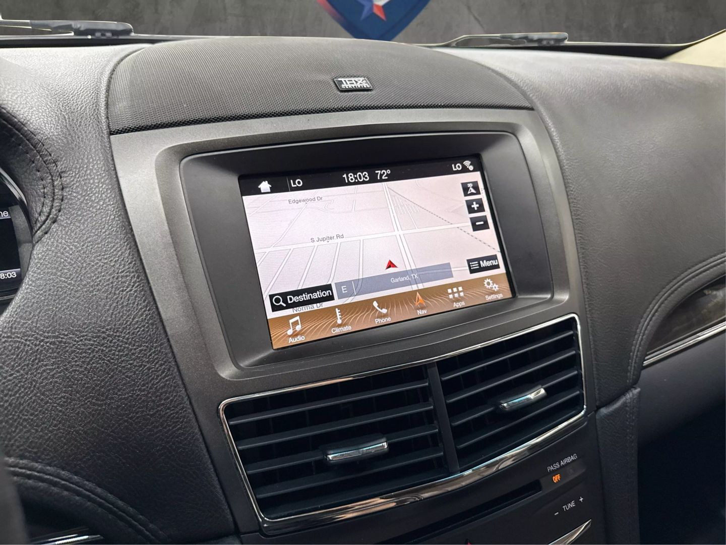 2017 Lincoln Mkt - Image 23