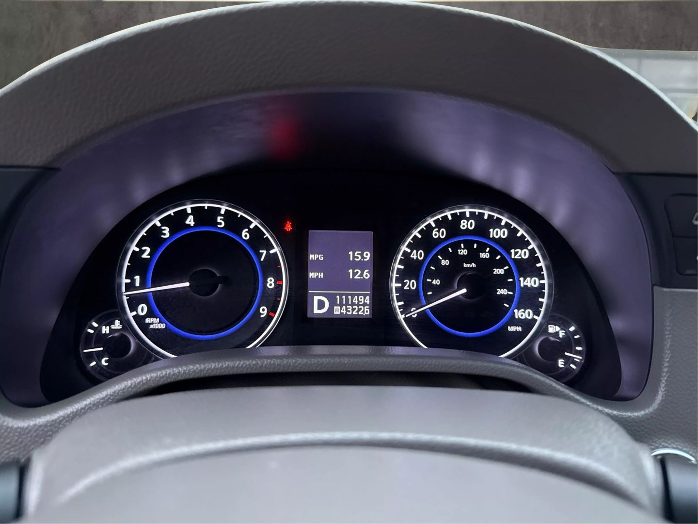2012 Infiniti G - Image 34