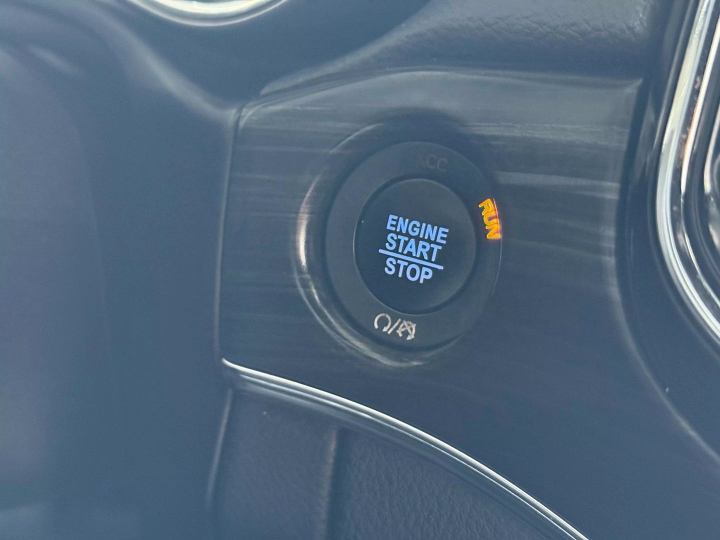 2019 Jeep Grand Cherokee - Image 31