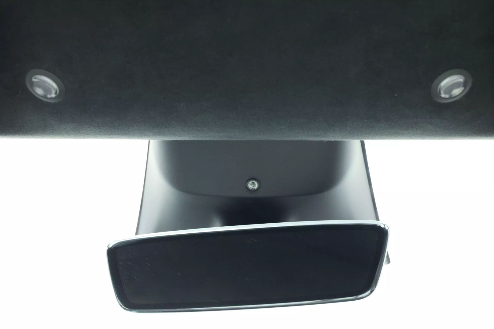 2022 Tesla Model S - Image 41