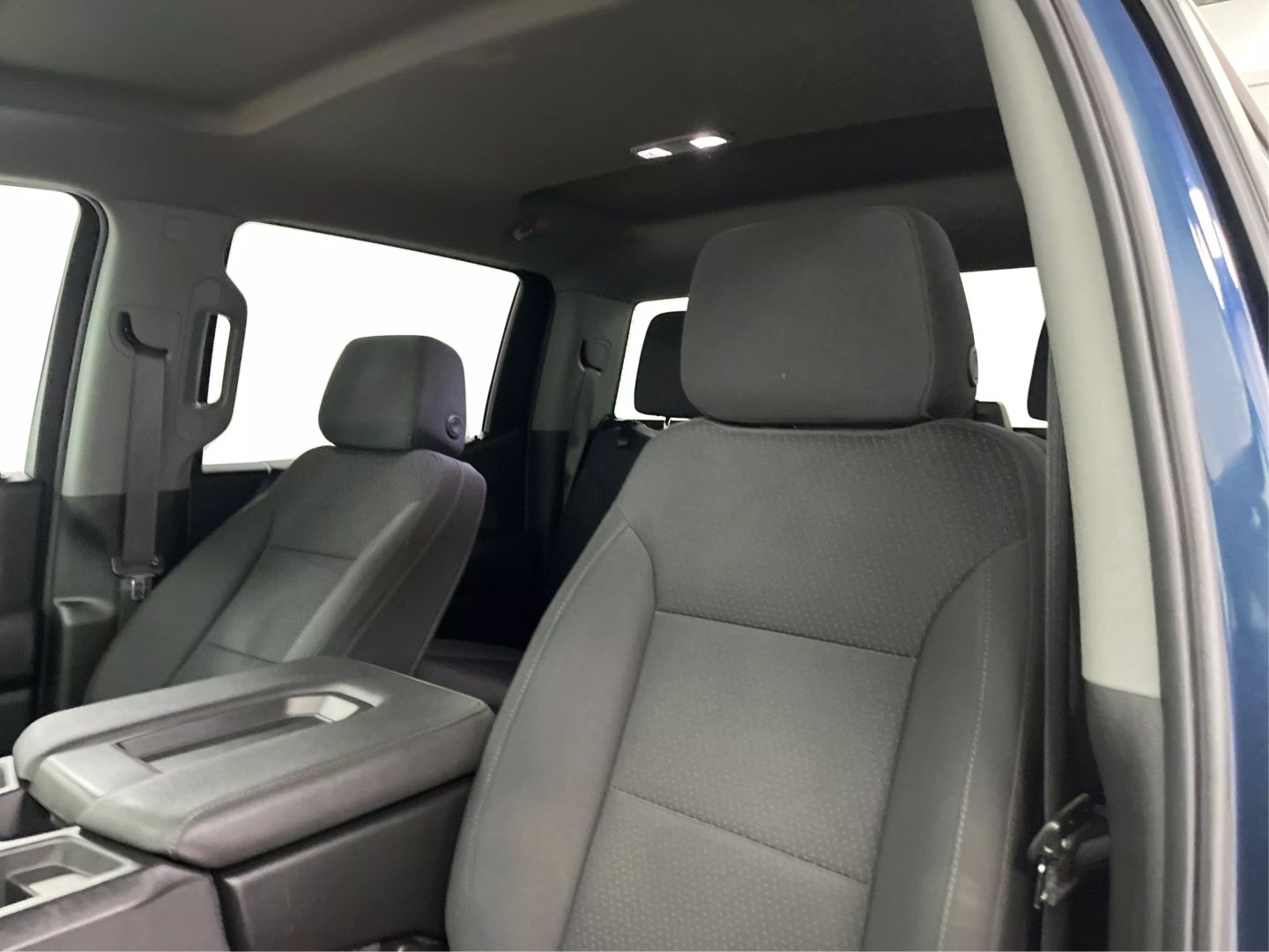 2021 Chevrolet Silverado 1500 Crew Cab - Image 20