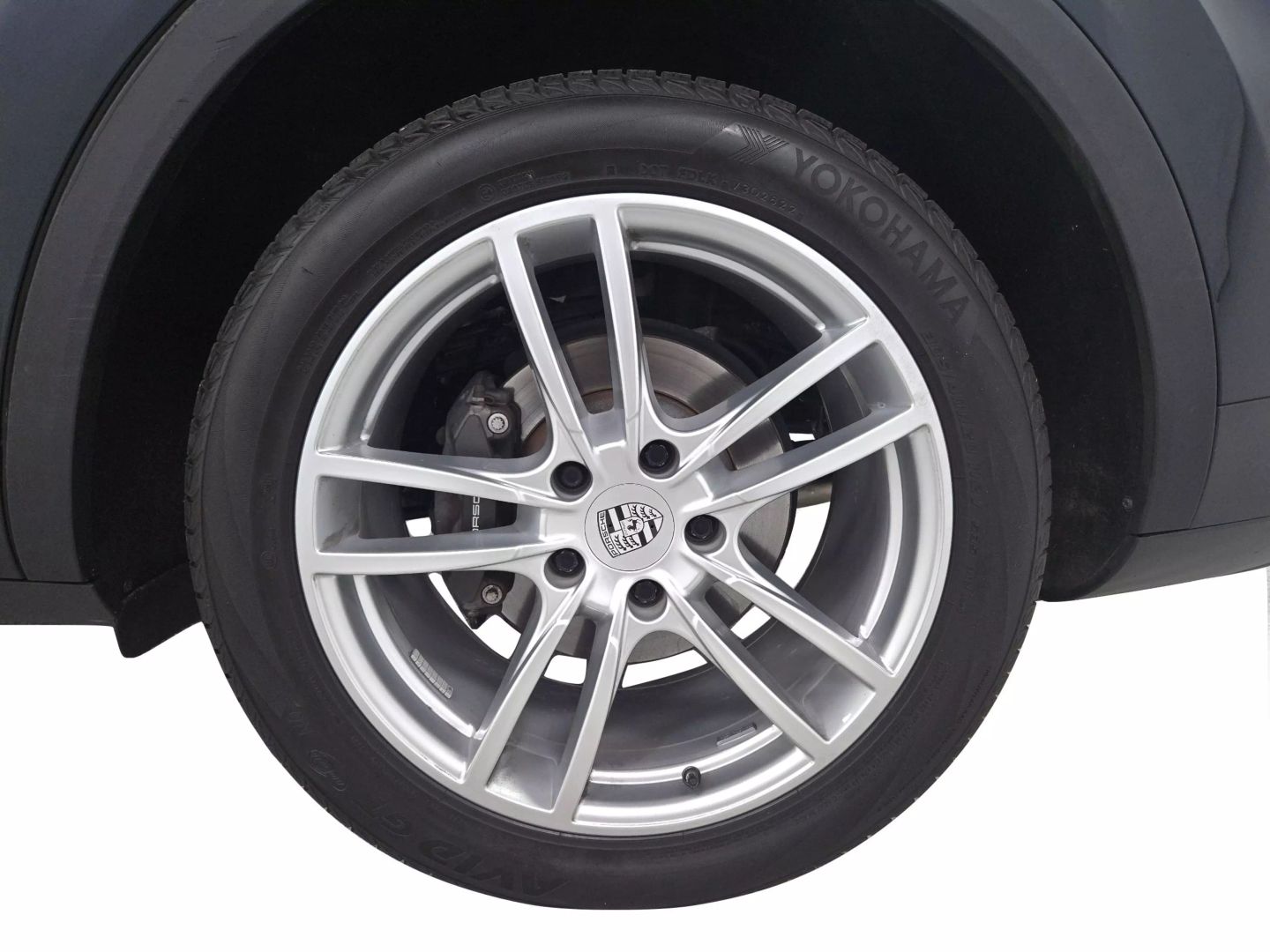 2021 Porsche Cayenne - Image 26