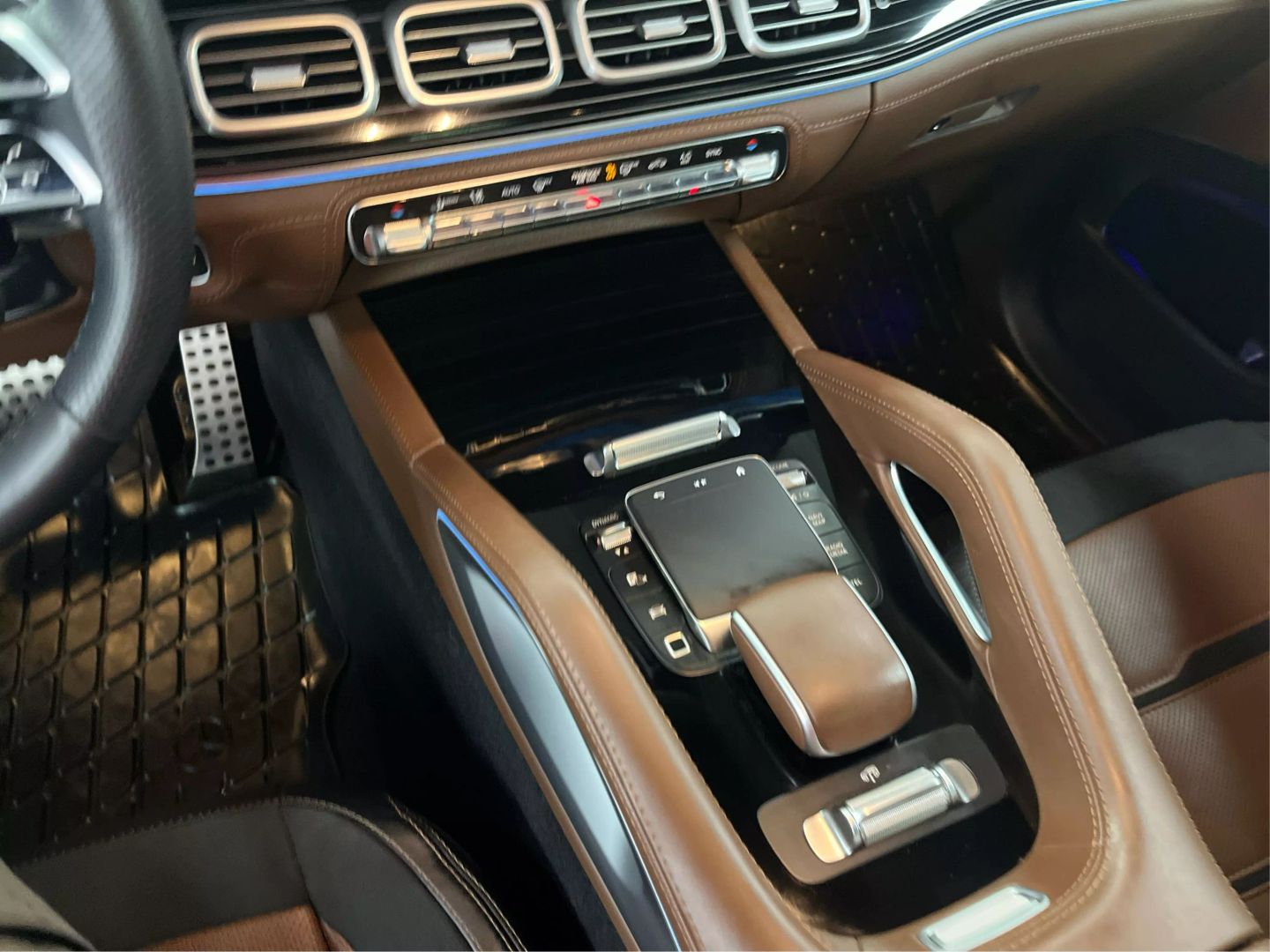 2025 Mercedes-benz Mercedes-amg Gle - Image 16