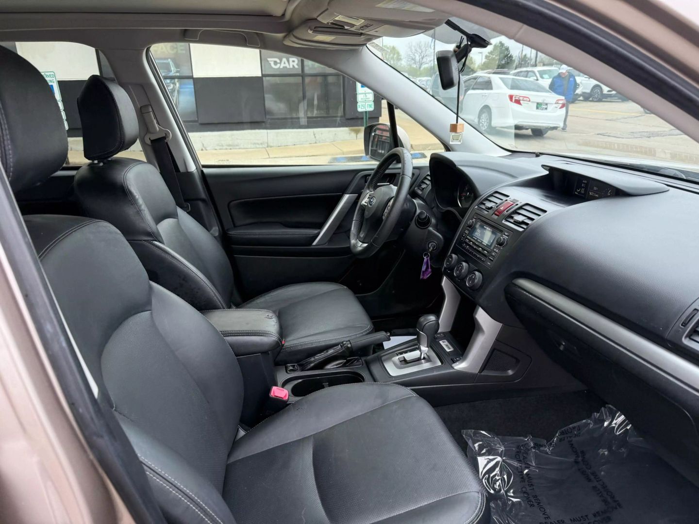 2015 Subaru Forester - Image 25