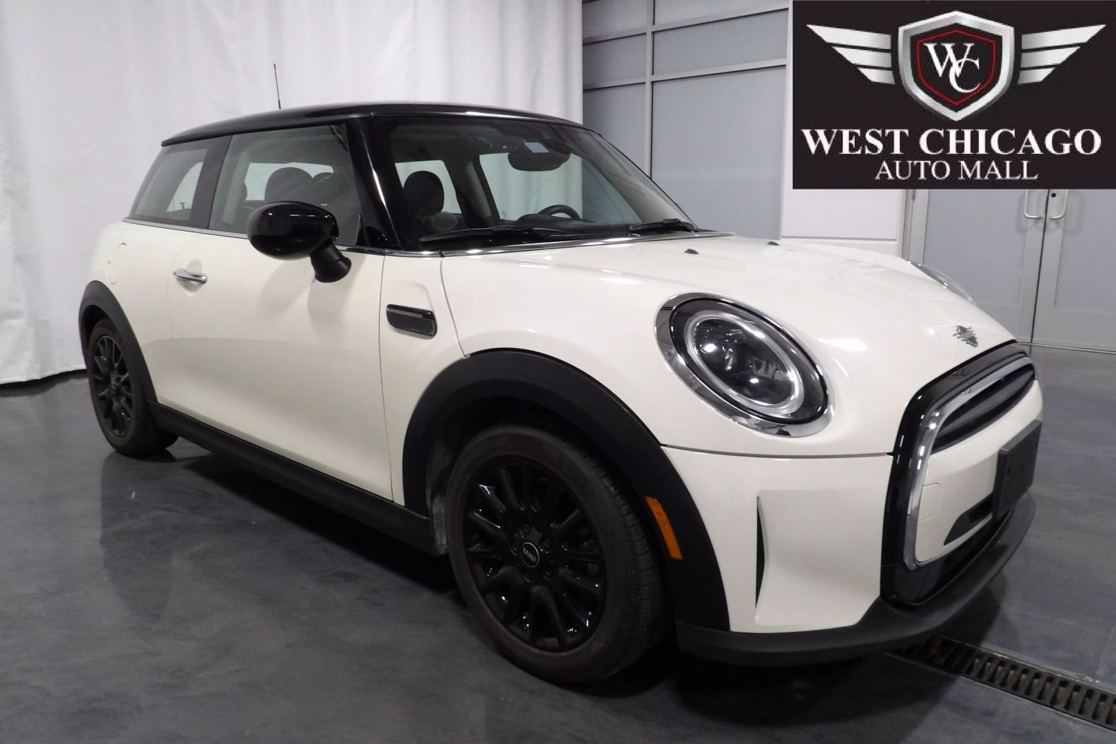 2022 MINI Hardtop 2 Door Oxford Edition's photo