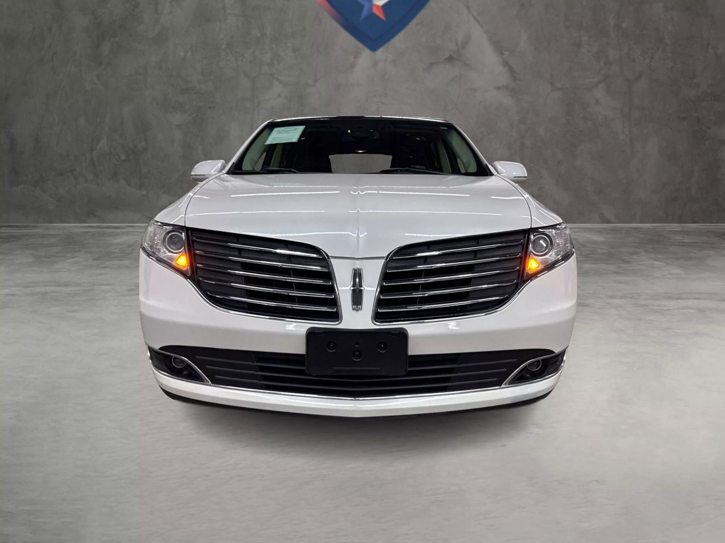 2017 Lincoln Mkt - Image 13