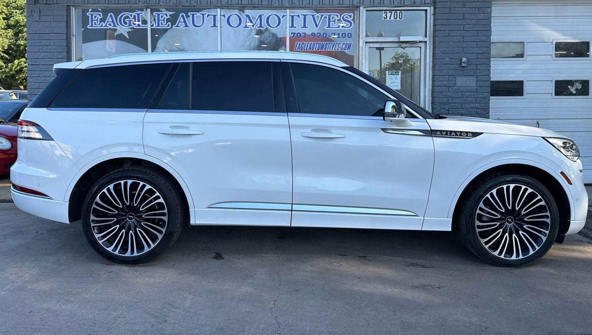 Used 2020 Lincoln Aviator Black Label with VIN 5LM5J9XC6LGL26235 for sale in Arlington, VA
