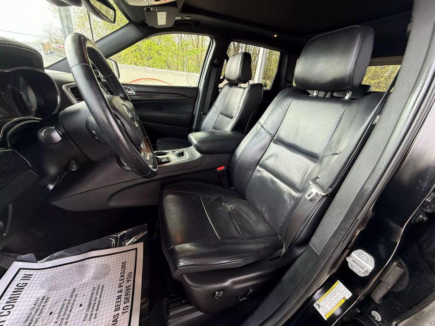 2018 Jeep Grand Cherokee - Image 16
