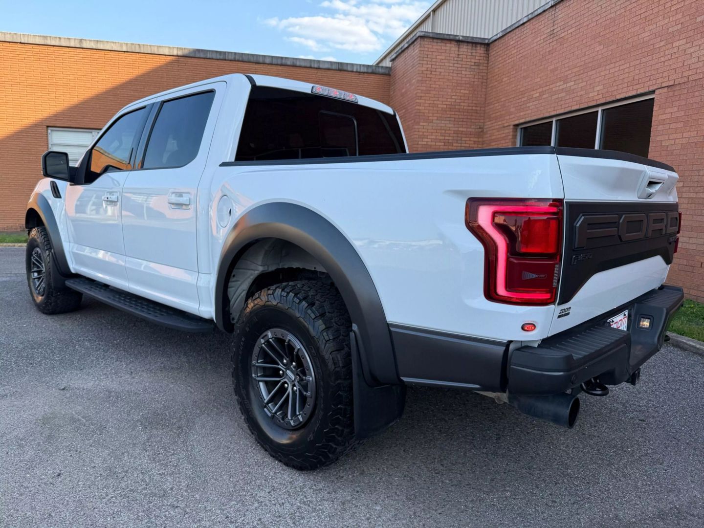 2020 Ford F150 Supercrew Cab - Image 5