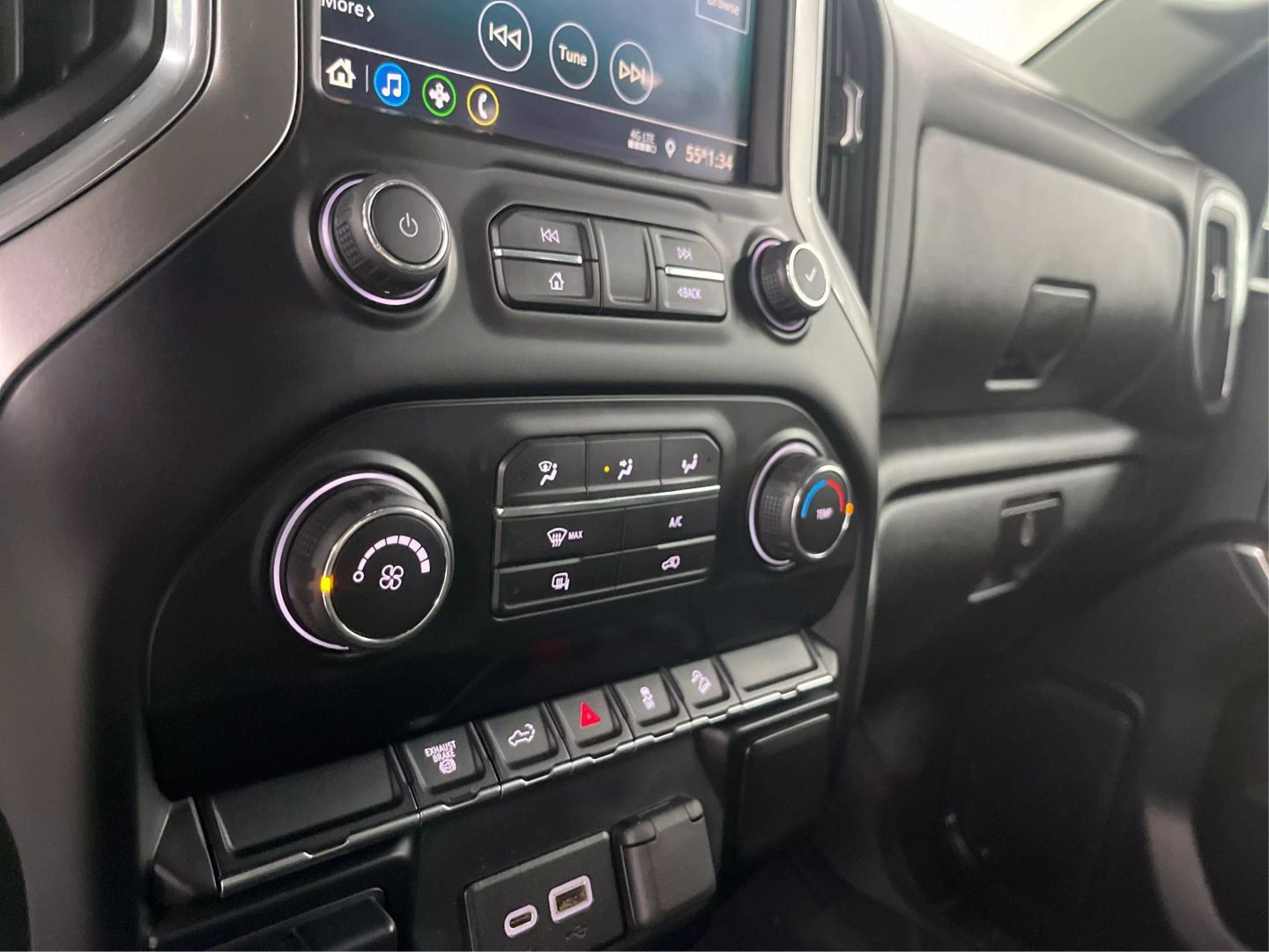 2021 Chevrolet Silverado 3500 Hd Crew Cab - Image 28