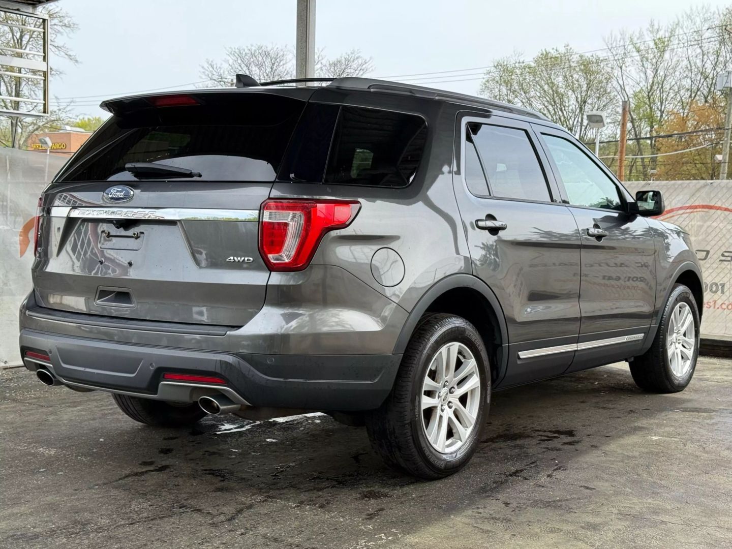 2018 Ford Explorer - Image 11