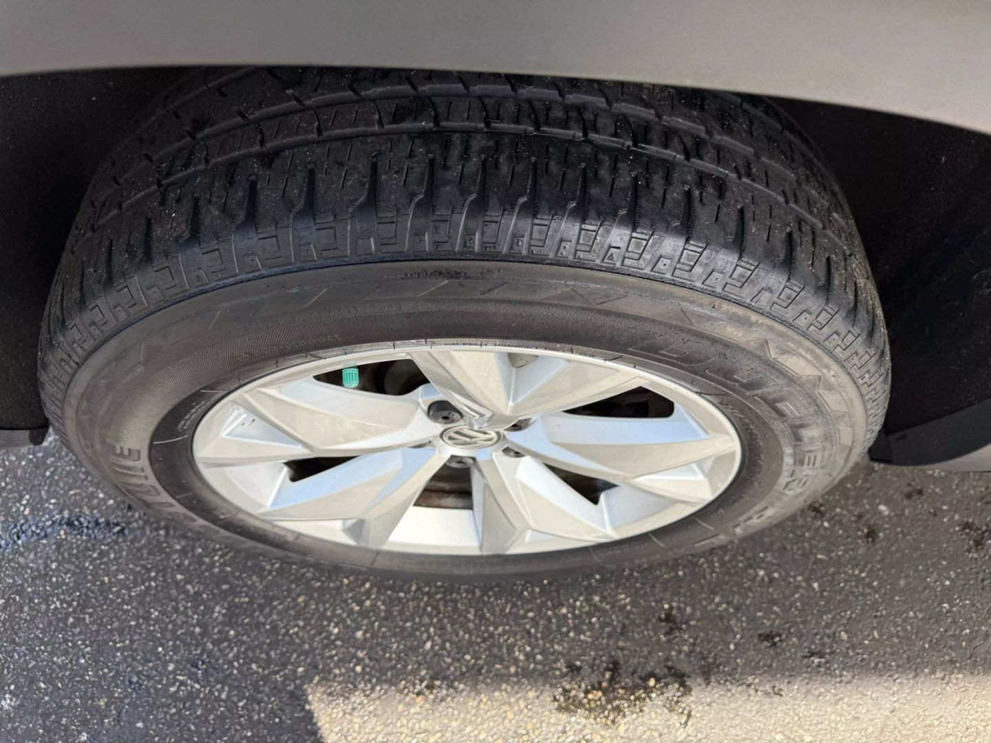 2018 Volkswagen Atlas - Image 48
