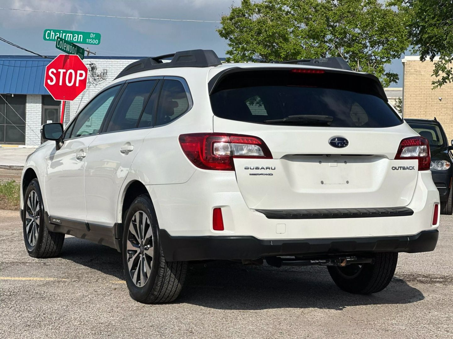 2015 Subaru Outback - Image 4