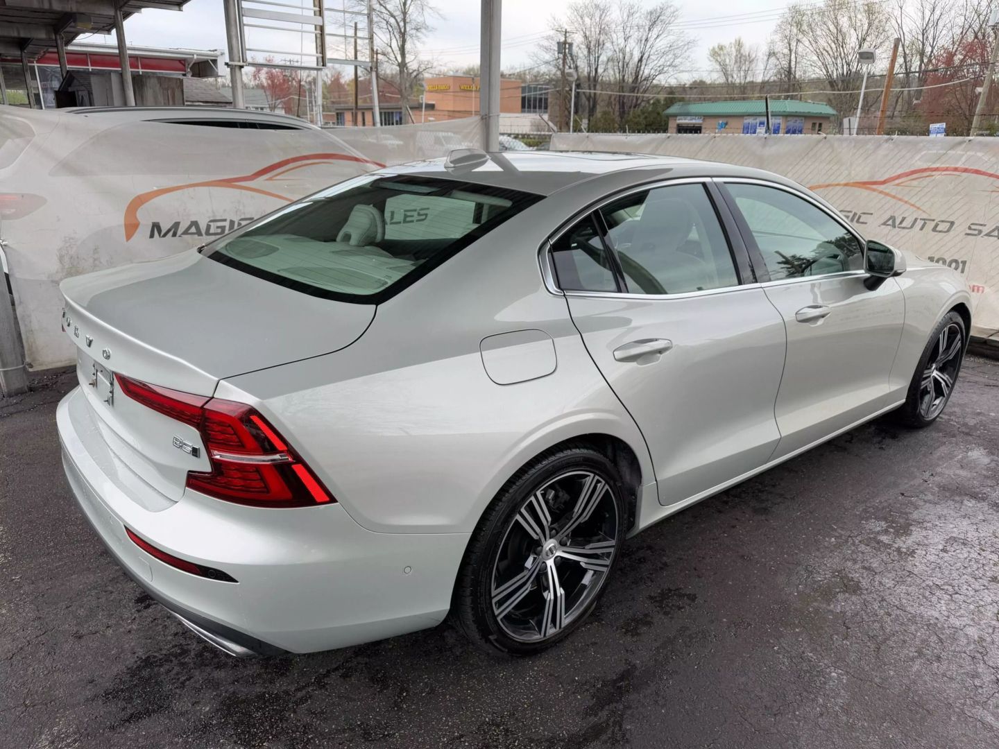 2022 Volvo S60 - Image 12