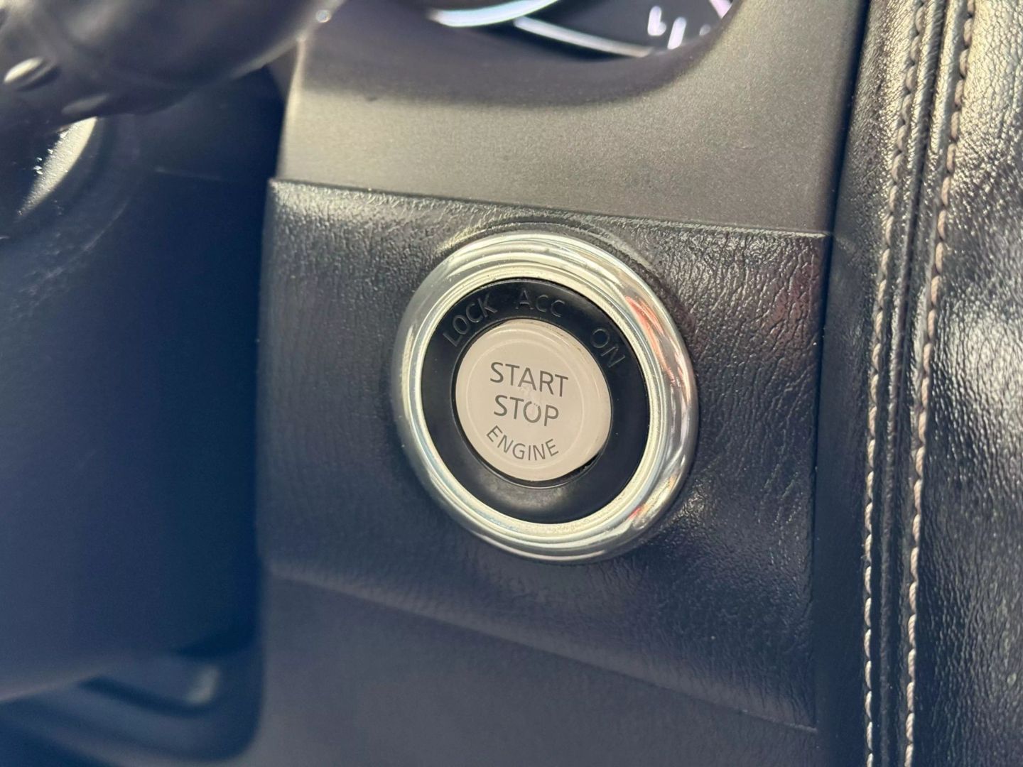 2017 Infiniti Qx80 - Image 32