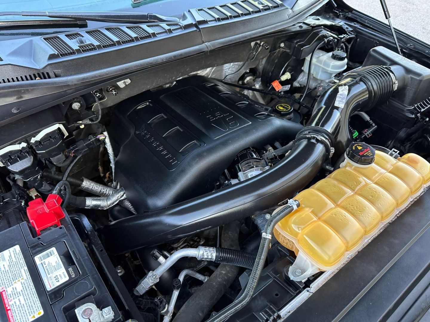 2015 Ford F150 Supercrew Cab - Image 40