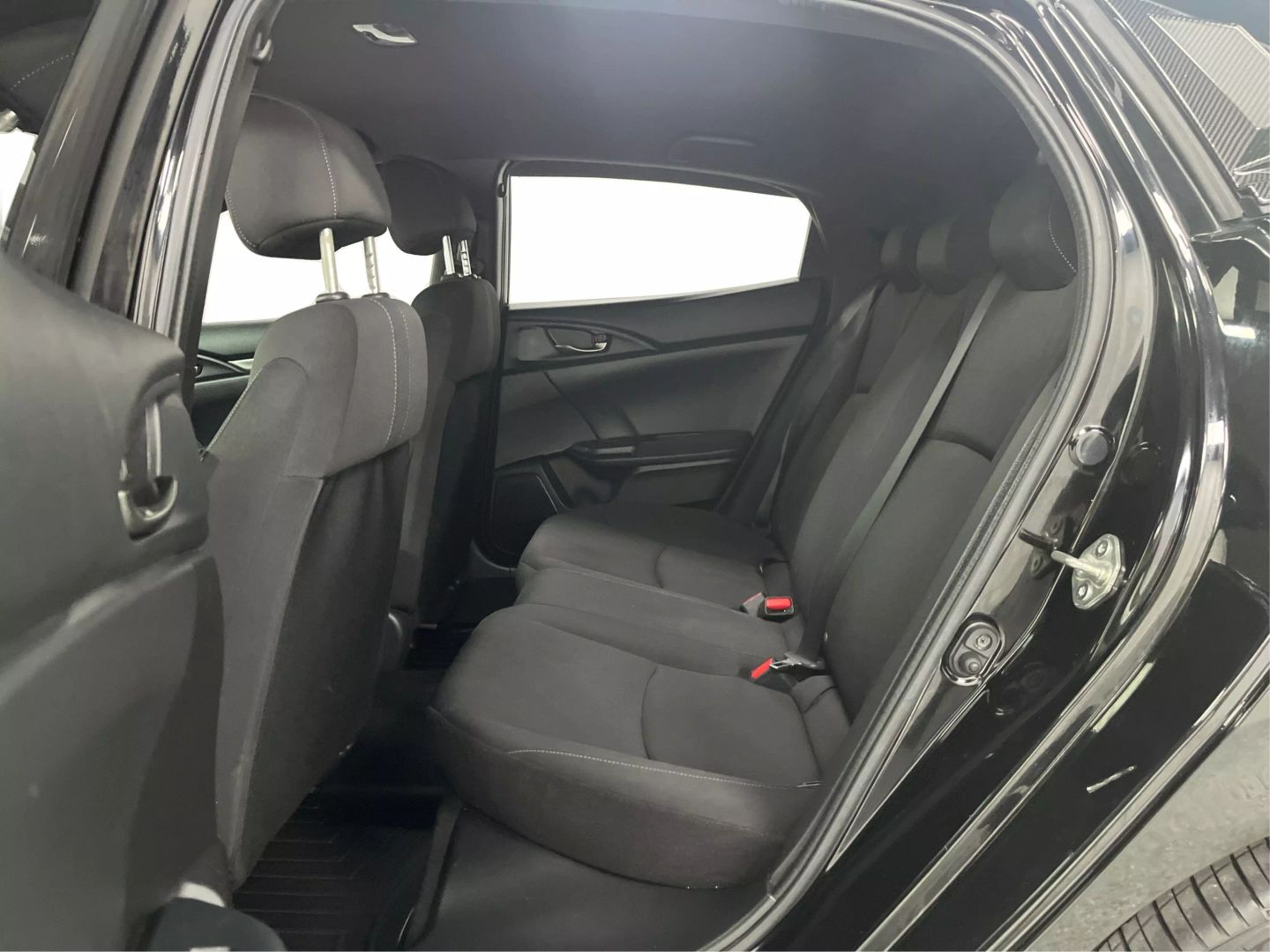 2018 Honda Civic - Image 10