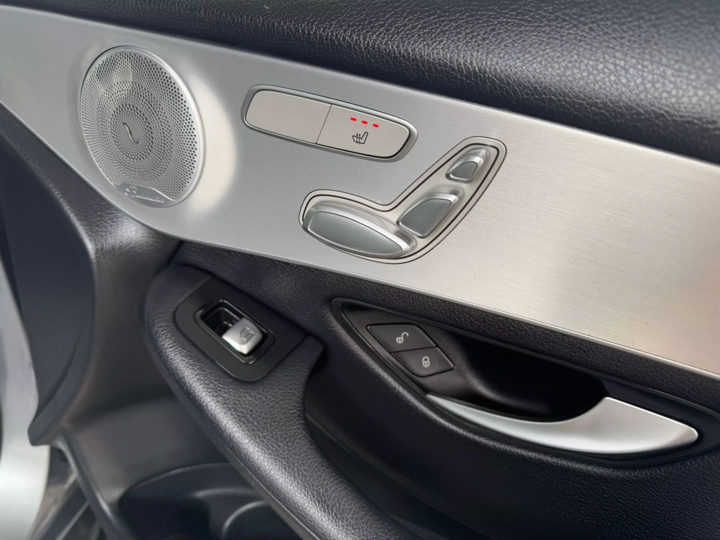 2019 Mercedes-benz Glc - Image 28
