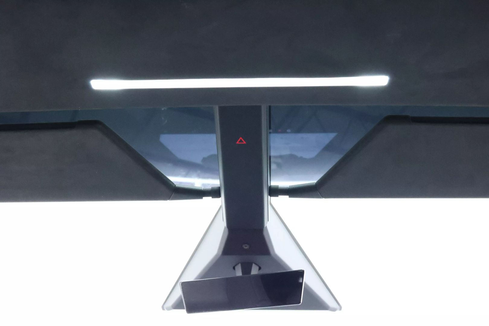 2024 Tesla Cybertruck - Image 52
