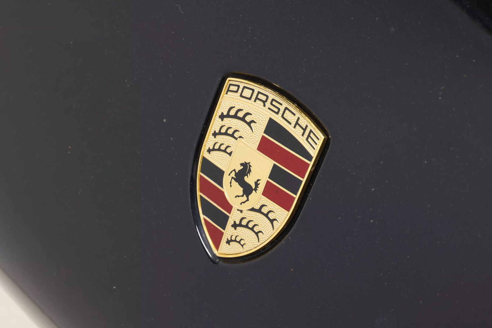 2016 Porsche Macan - Image 93