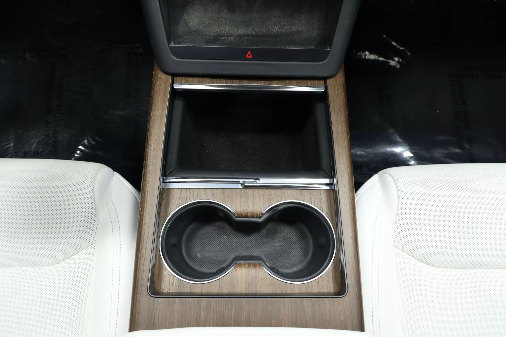 2022 Tesla Model S - Image 36