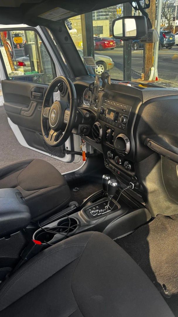 Image 9 of 2018 JEEP WRANGLER UNLIMITED