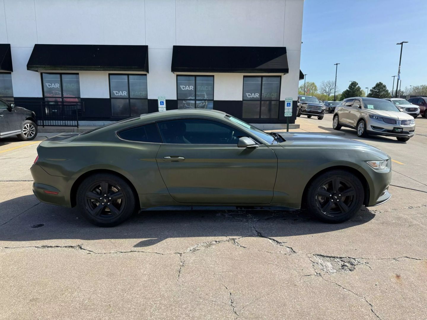 2016 Ford Mustang - Image 15