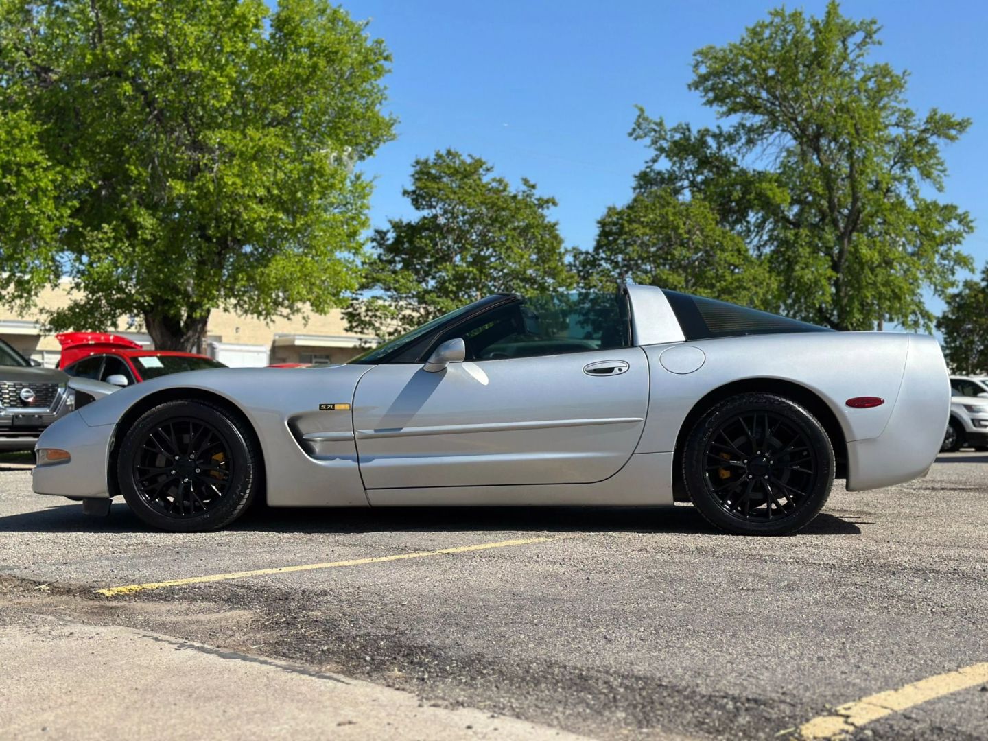 2001 Chevrolet Corvette - Image 14