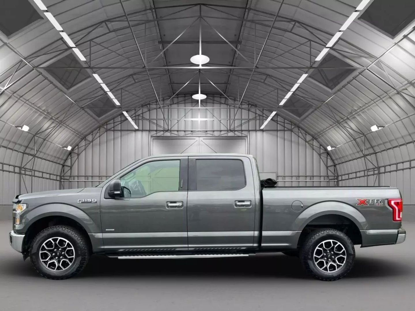 Used 2017 Ford F-150 XLT with VIN 1FTFW1EG4HKD02069 for sale in Kansas City