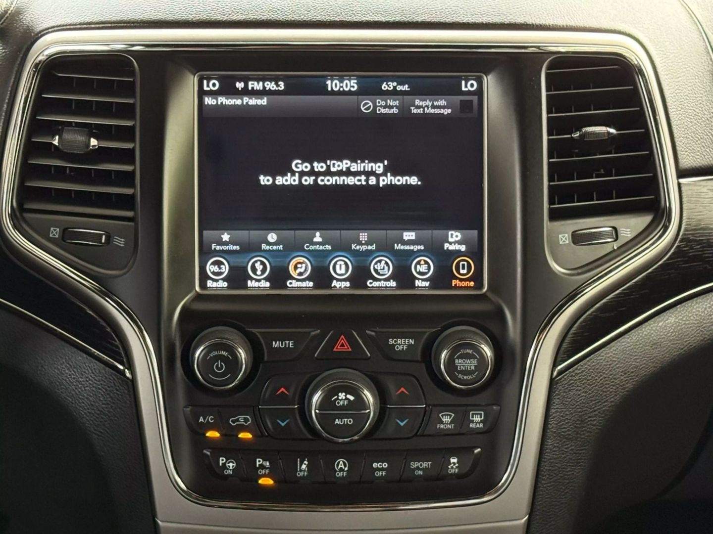 2018 Jeep Grand Cherokee - Image 29
