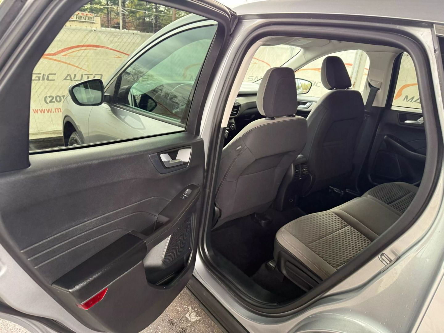 2021 Ford Escape - Image 17