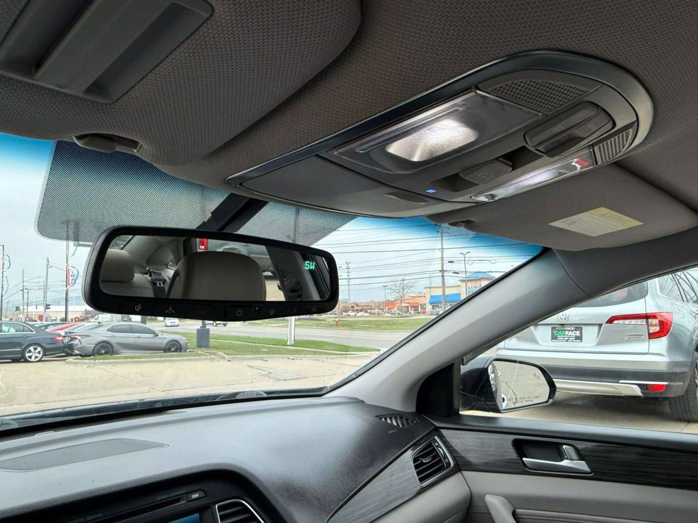 2015 Hyundai Sonata - Image 49