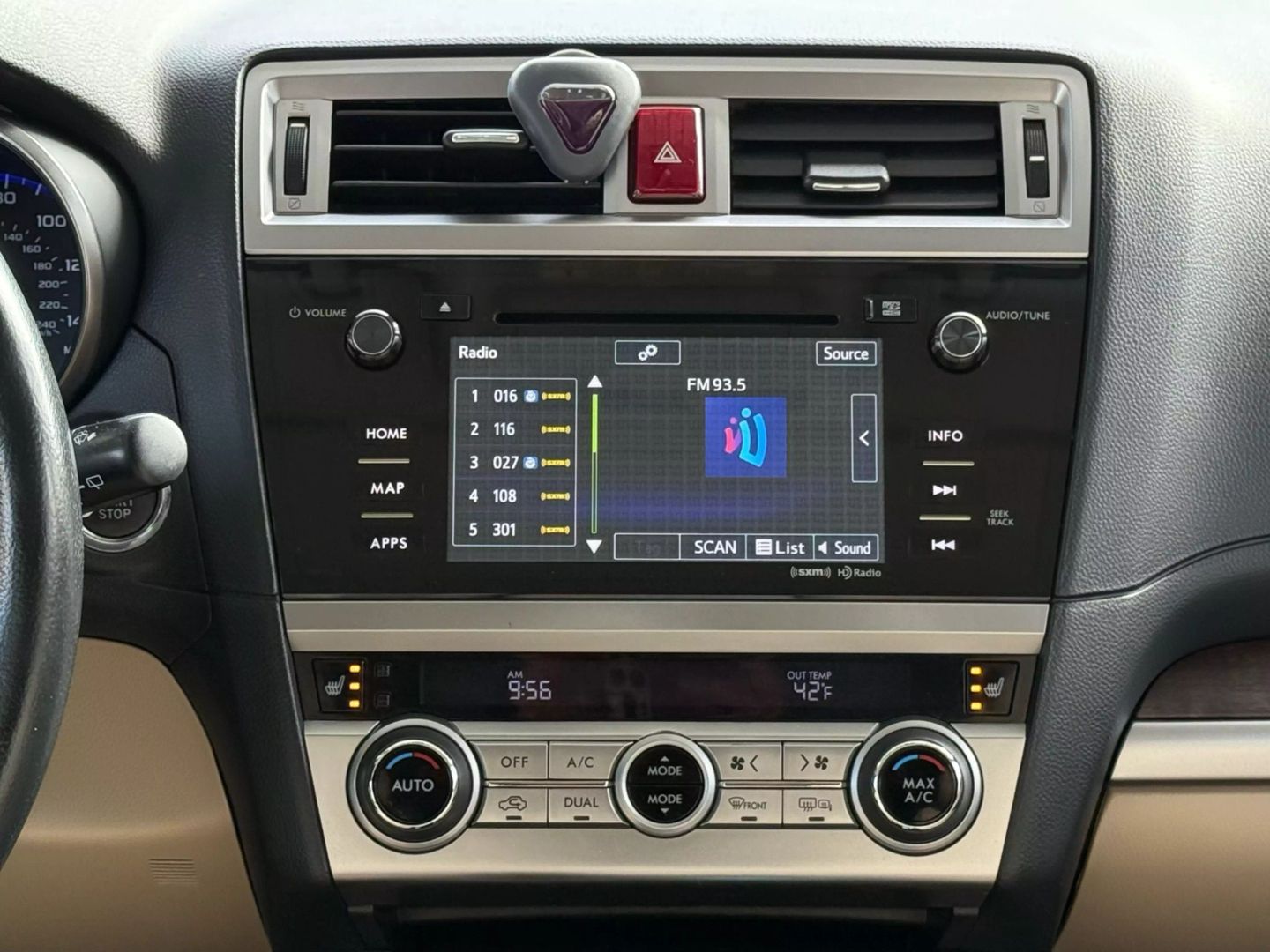 2016 Subaru Outback - Image 29