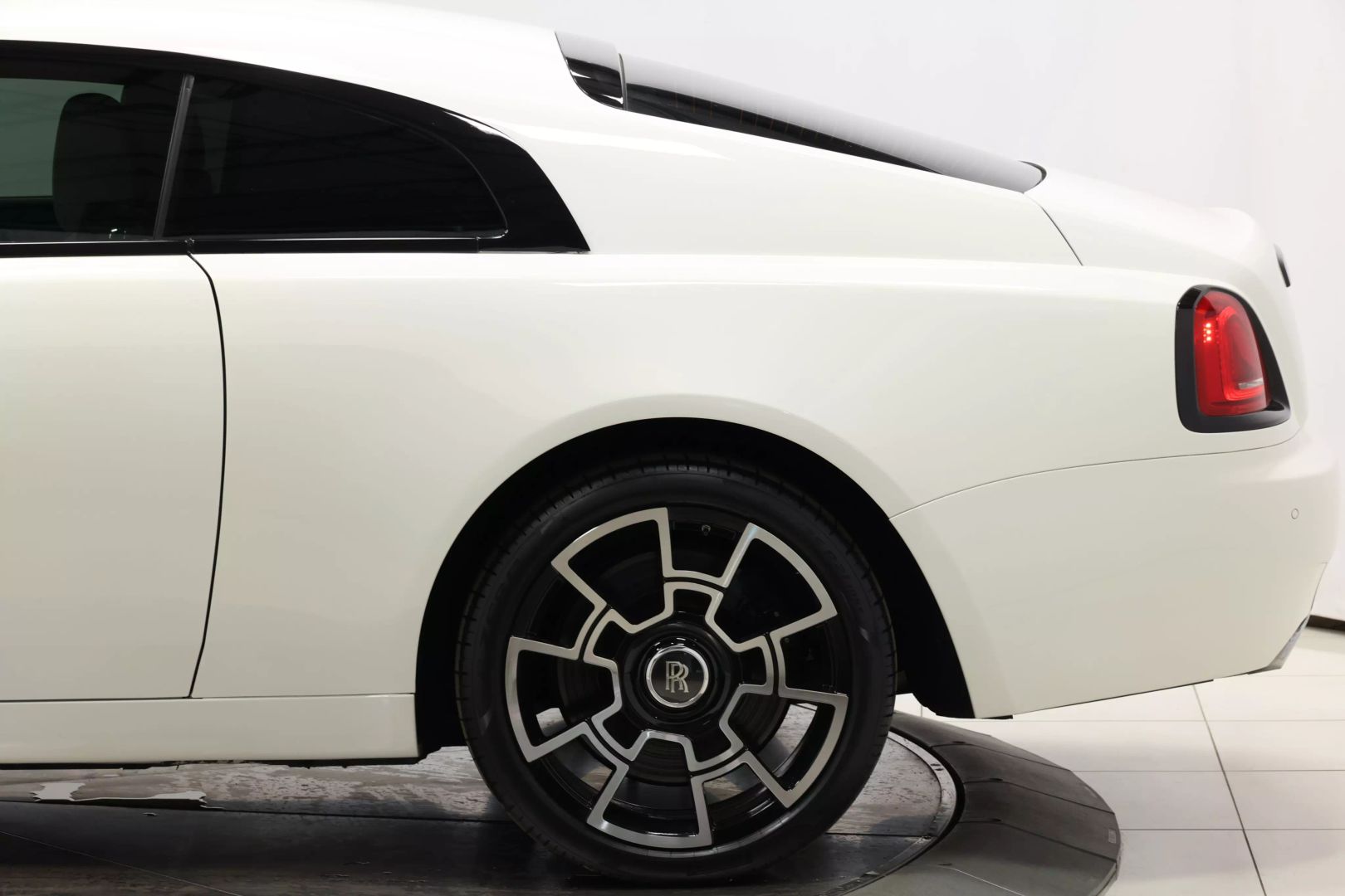 2017 Rolls-royce Wraith - Image 8