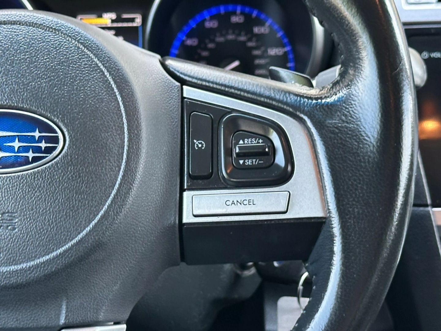2015 Subaru Outback - Image 31
