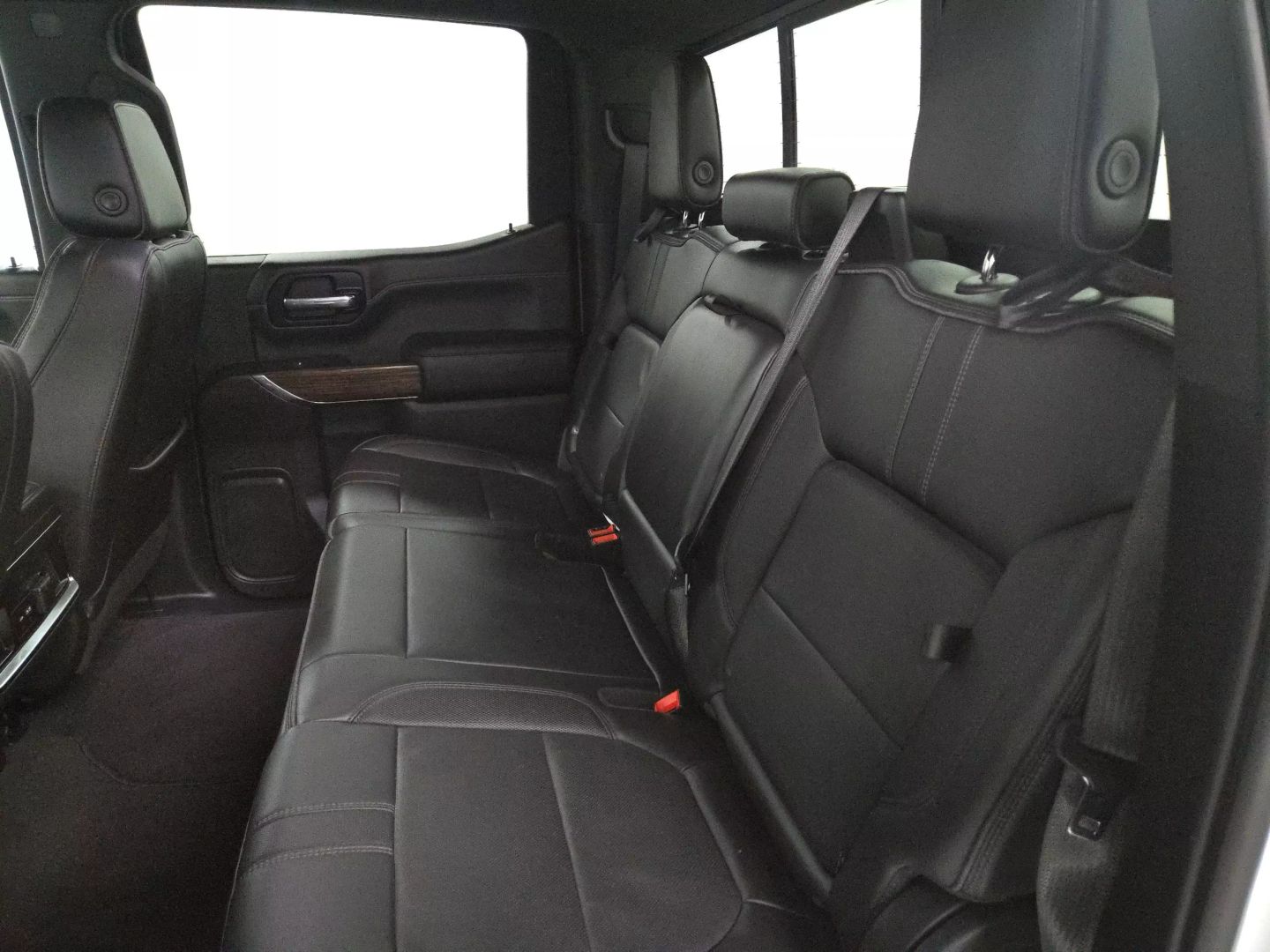 2022 Chevrolet Silverado 1500 Limited Crew Cab - Image 15