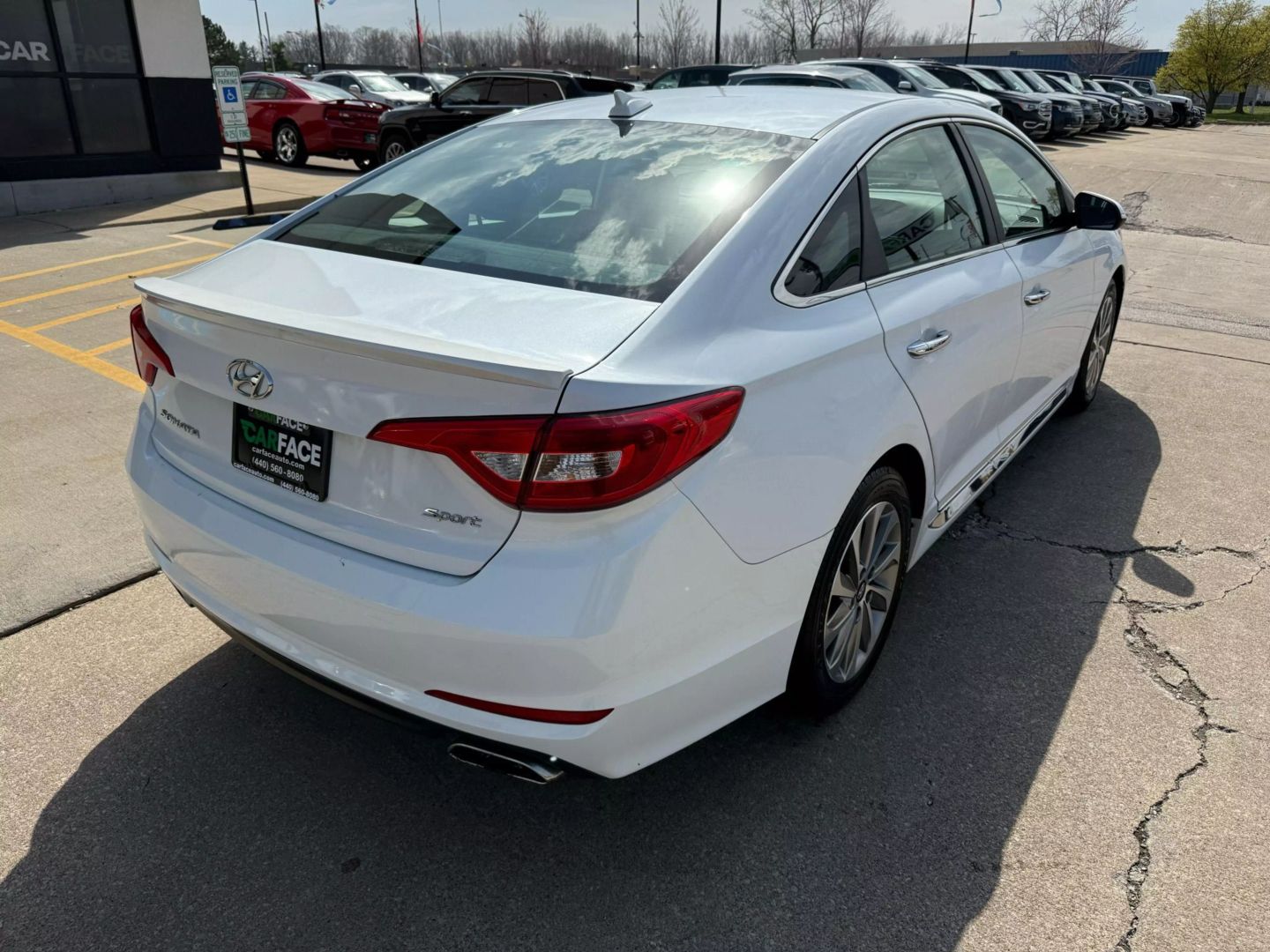2015 Hyundai Sonata - Image 12