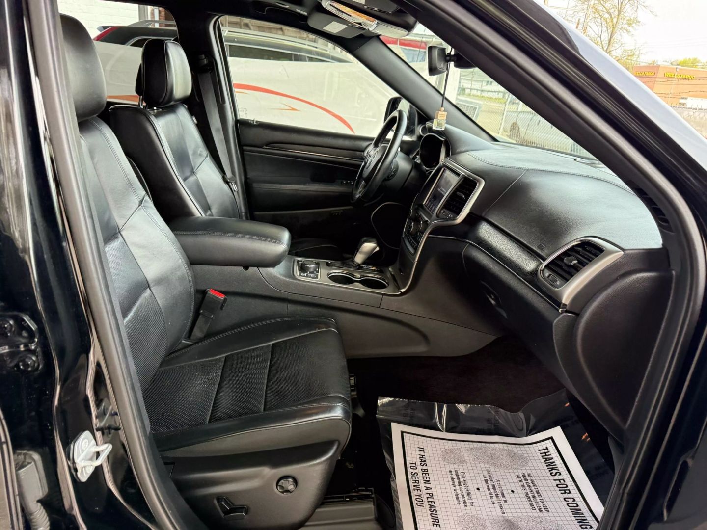 2018 Jeep Grand Cherokee - Image 25