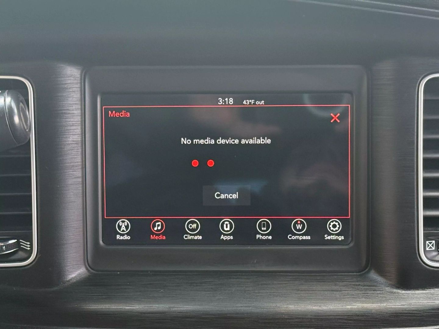 2019 Dodge Charger - Image 31