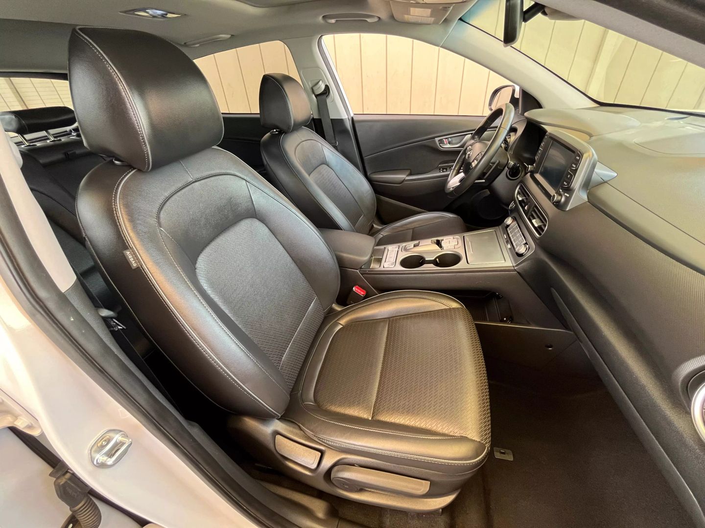 2019 Hyundai Kona Electric  Vin: Km8k33ag4ku029358 Stock Id: 029358 - Image 14