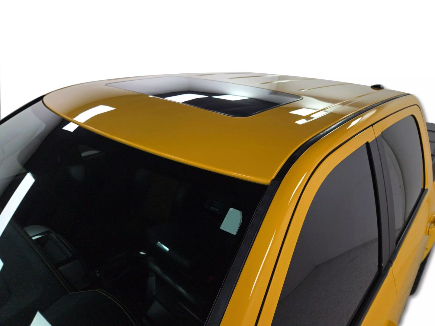 2016 Ram 1500 Crew Cab - Image 13