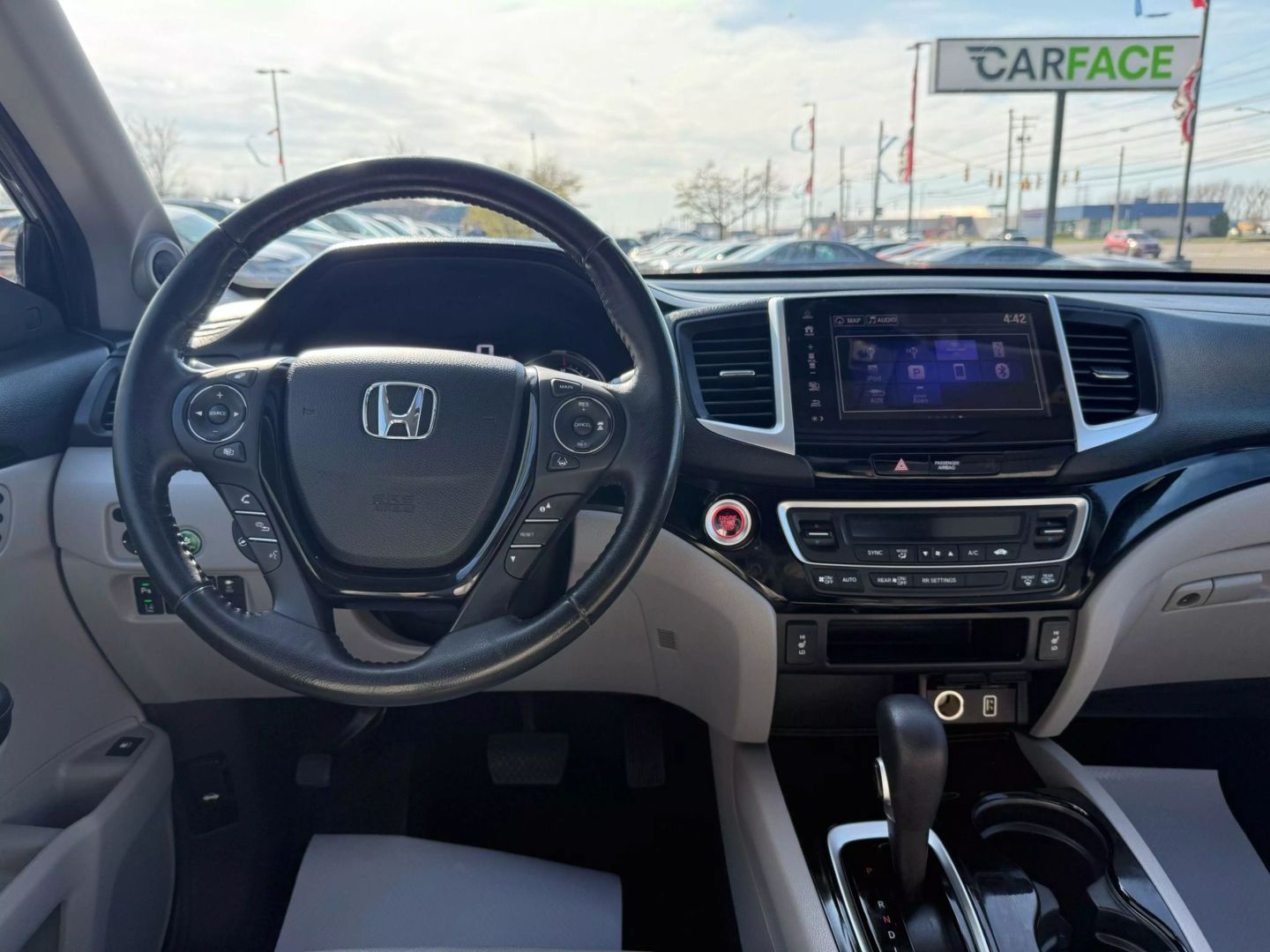 2019 Honda Ridgeline - Image 25