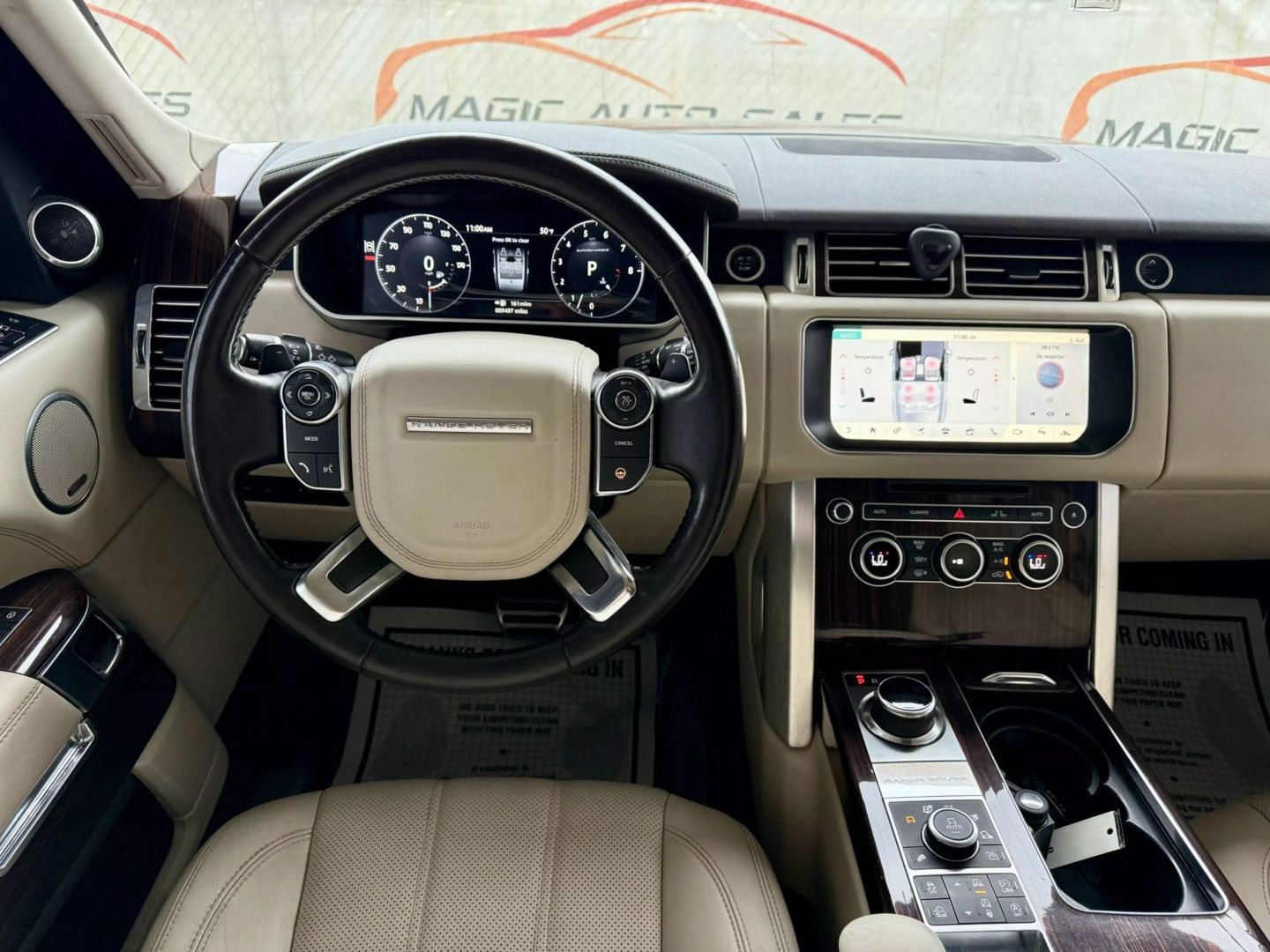 2017 Land Rover Range Rover - Image 30