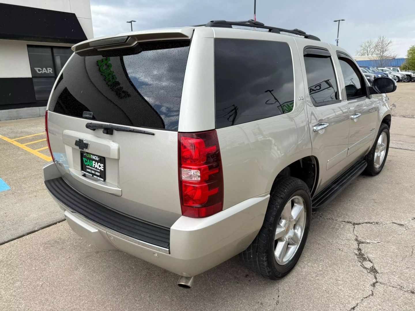 2013 Chevrolet Tahoe - Image 13